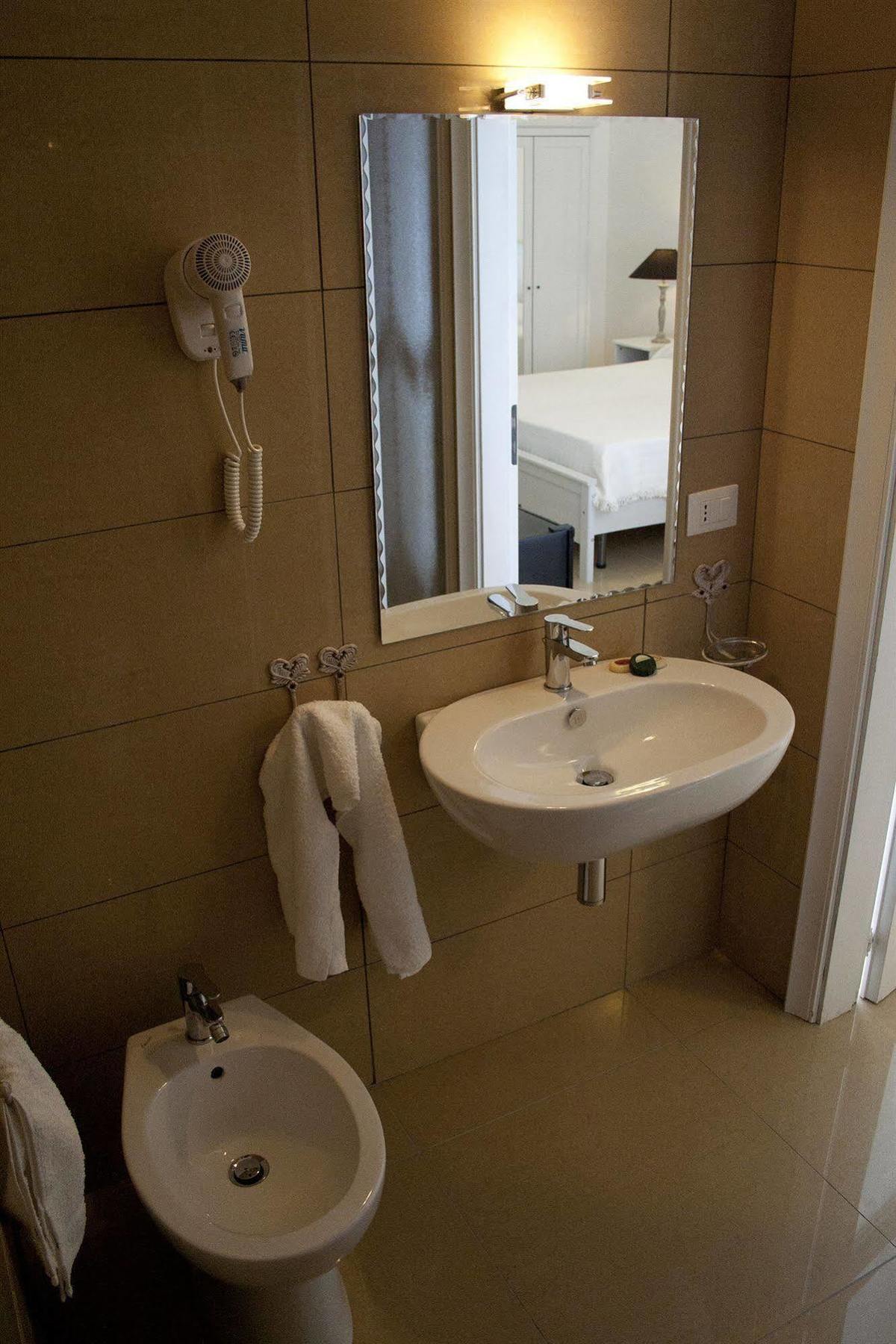 B&B Artemide Lecce Ngoại thất bức ảnh